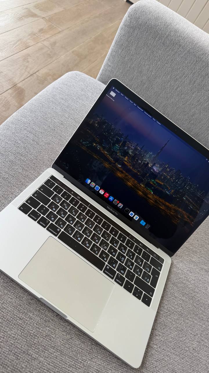 MacBook Pro 2019,в отличном состоянии,цена 350€ 2