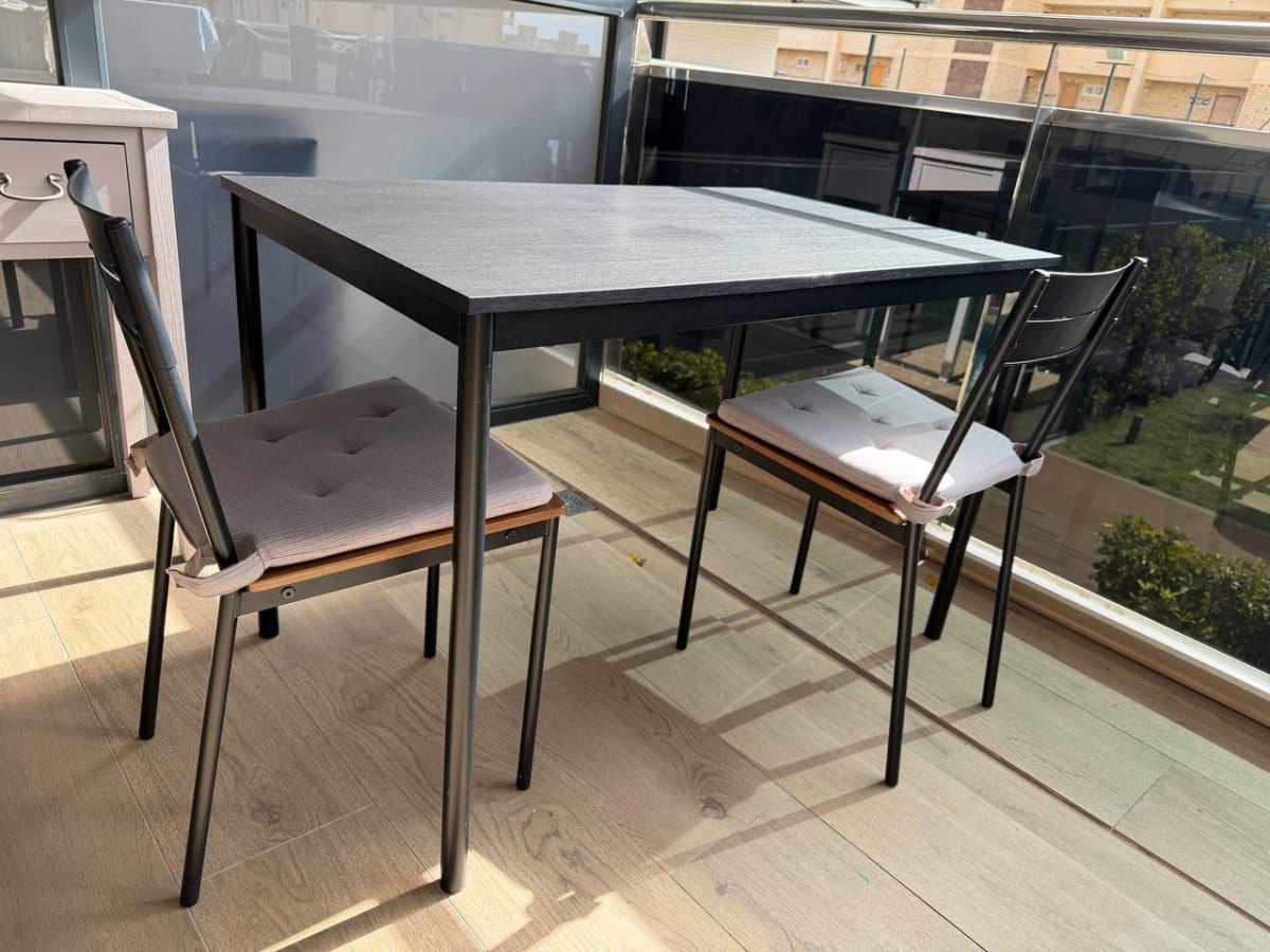 Продам комплект мебели IKEA: 1