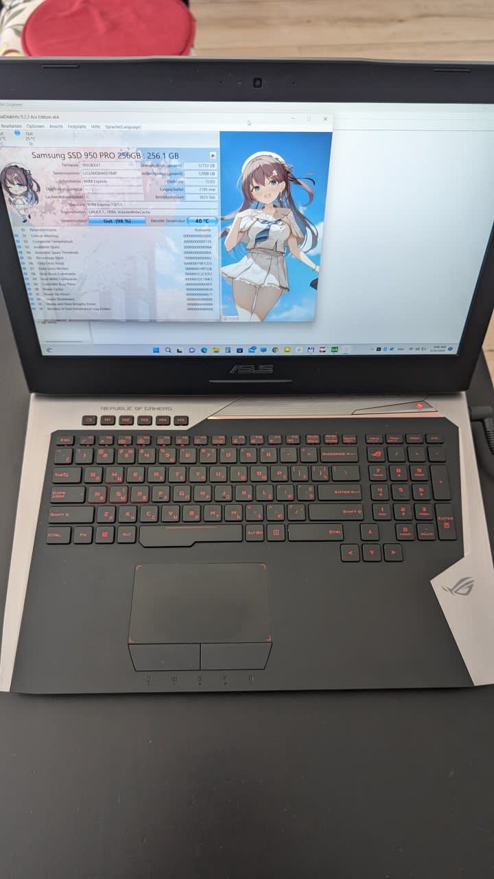 Продам GAMING LAPTOP-ASUS ROG 752VY, стоимость -690 euro. Состояние нового 2