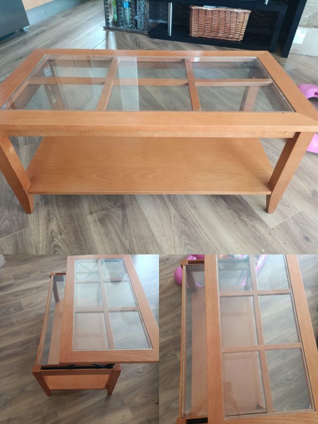 Продаю стол, раскладывается, 20€. Аликанте. 623396324
