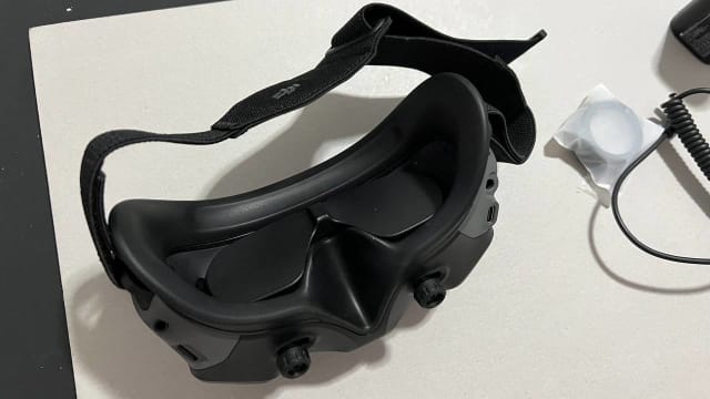 Всем привет. Продаю очки Google 2 DJI. Новые, не подошли по форме лица.300 евро