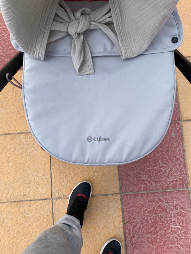 Продам коляску Cybex Eos Basic (2 в 1)