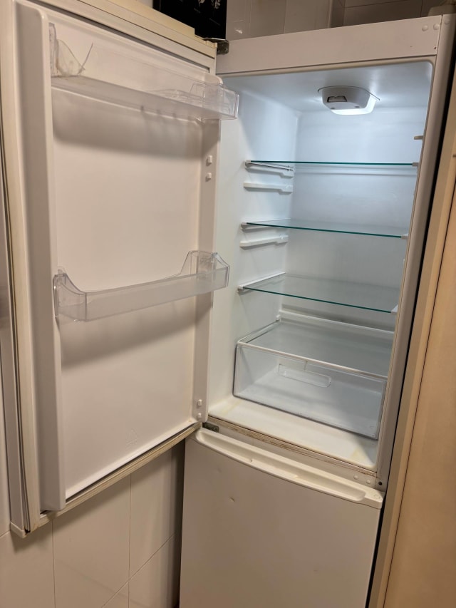 Продам холодильник - ОК