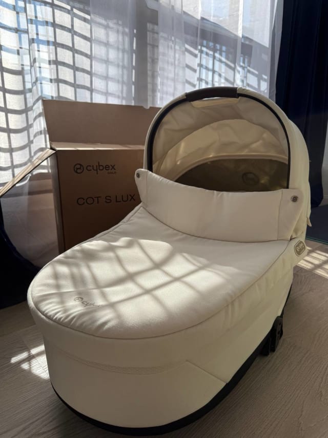 Люлька cybex gold cot s lux (2025 год) 