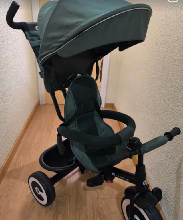 Продам коляску-велосипед kinderkraft в идеальном состоянии в полцены (торг), брали за 160€