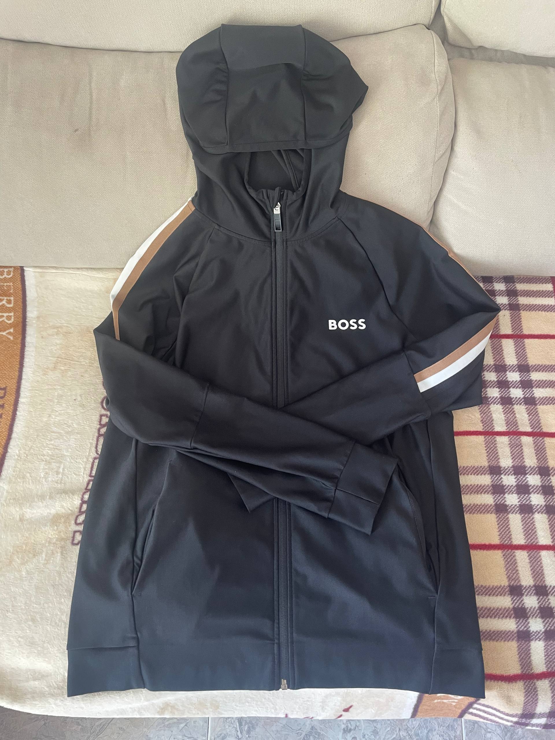 Hugo boss кофта 