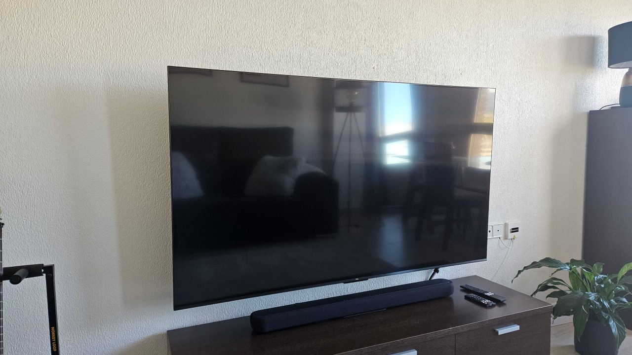 Priviet, i bought a tv on amazon last november 2025 and i am selling it. It is 65" tcl c6k. 470€ onl
