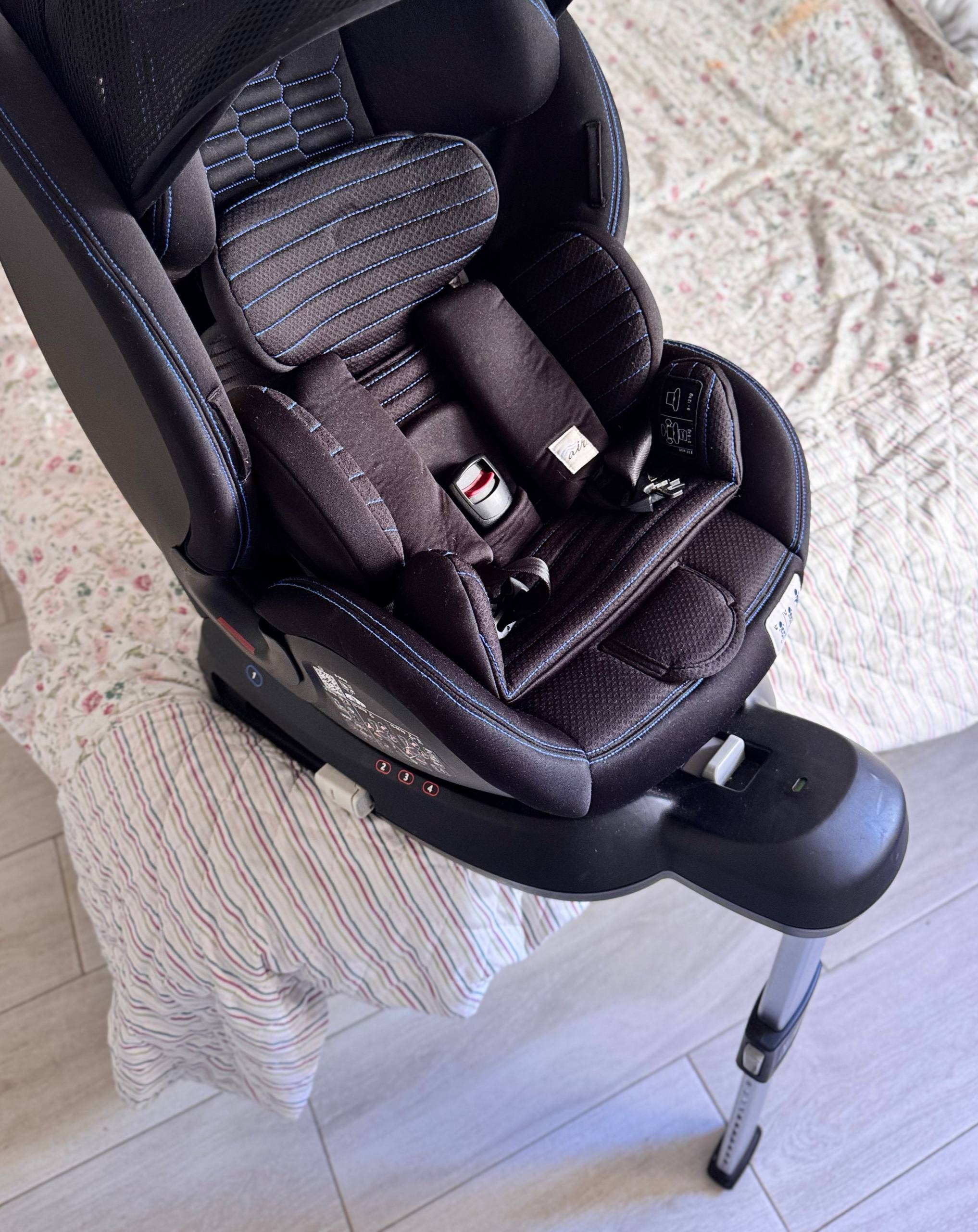 Автокресло Chico model Chicco OneSeat Air 4