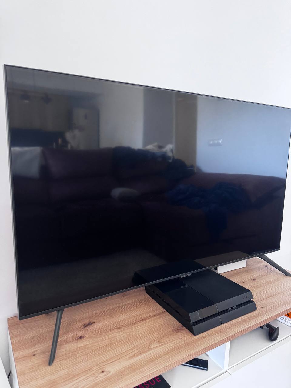 Продам телевизор Samsung диагональ 50’’ , смарт тв, все работает. Цена 200€ 