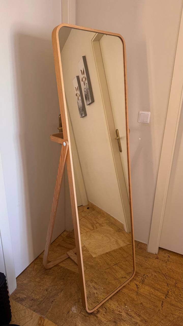 Продаю в связи с переездом. 50€ Зеркало в полный рост (IKEA 120€)