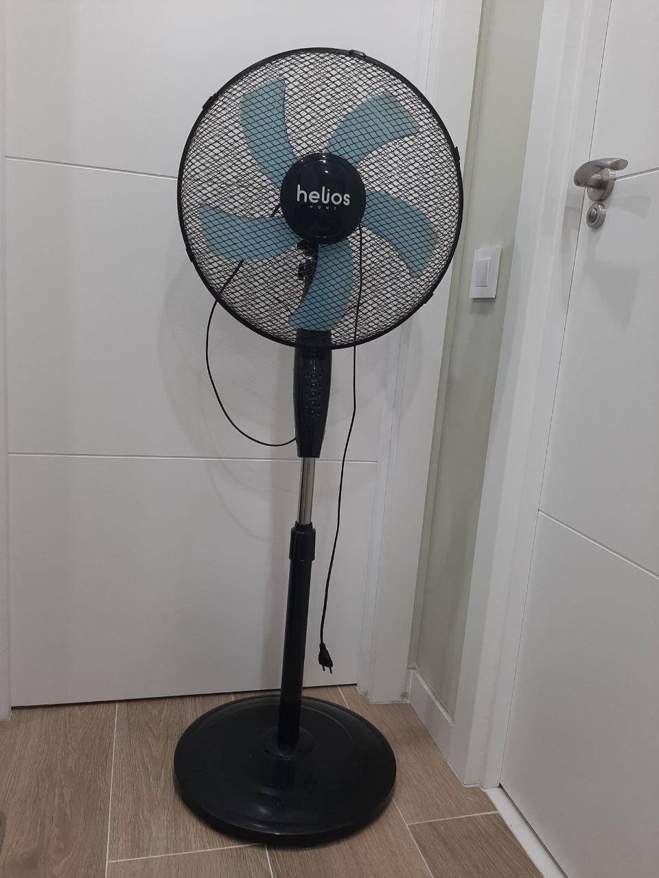 Продам: