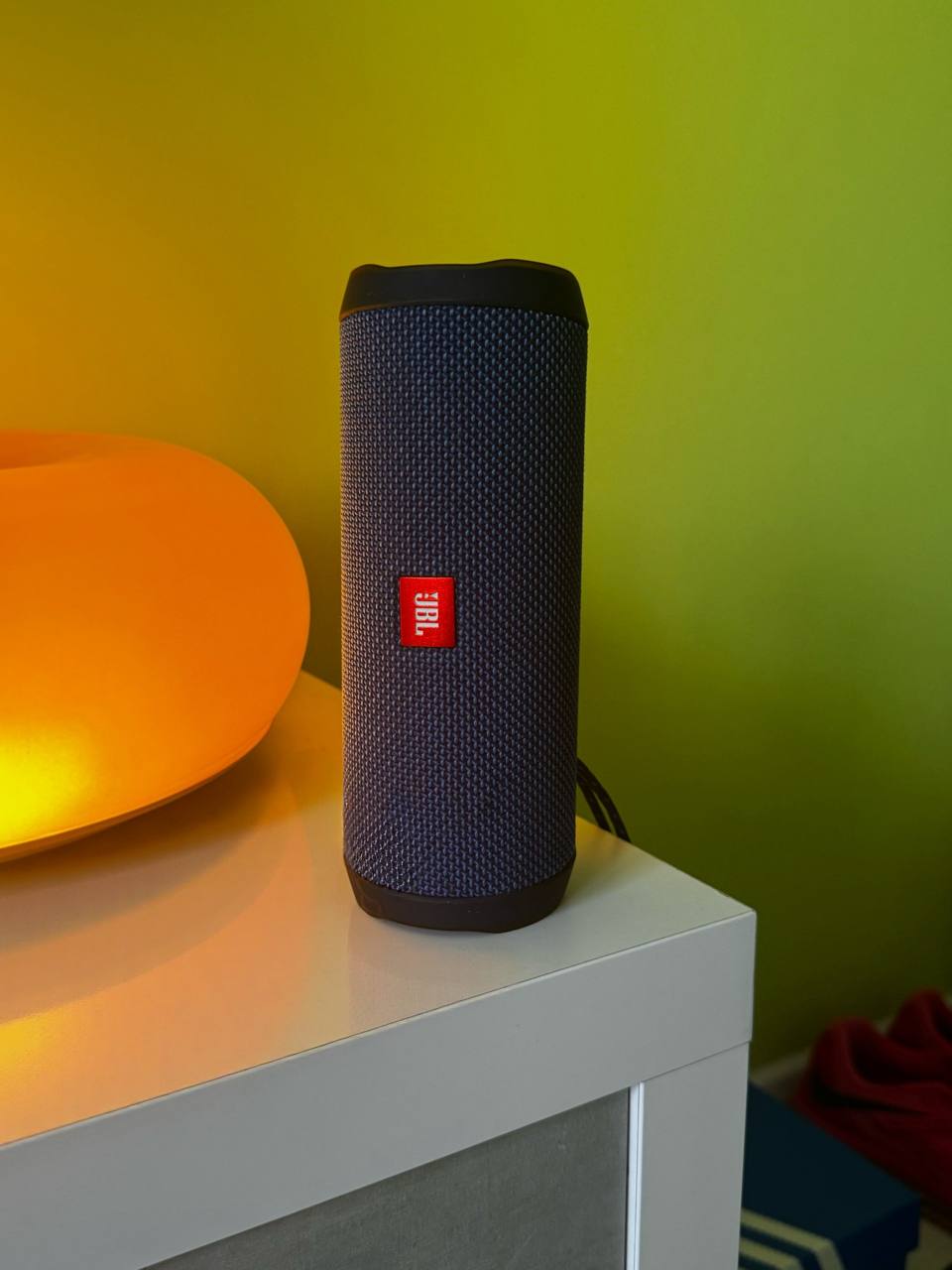 Продам колонку JBL Flip 4