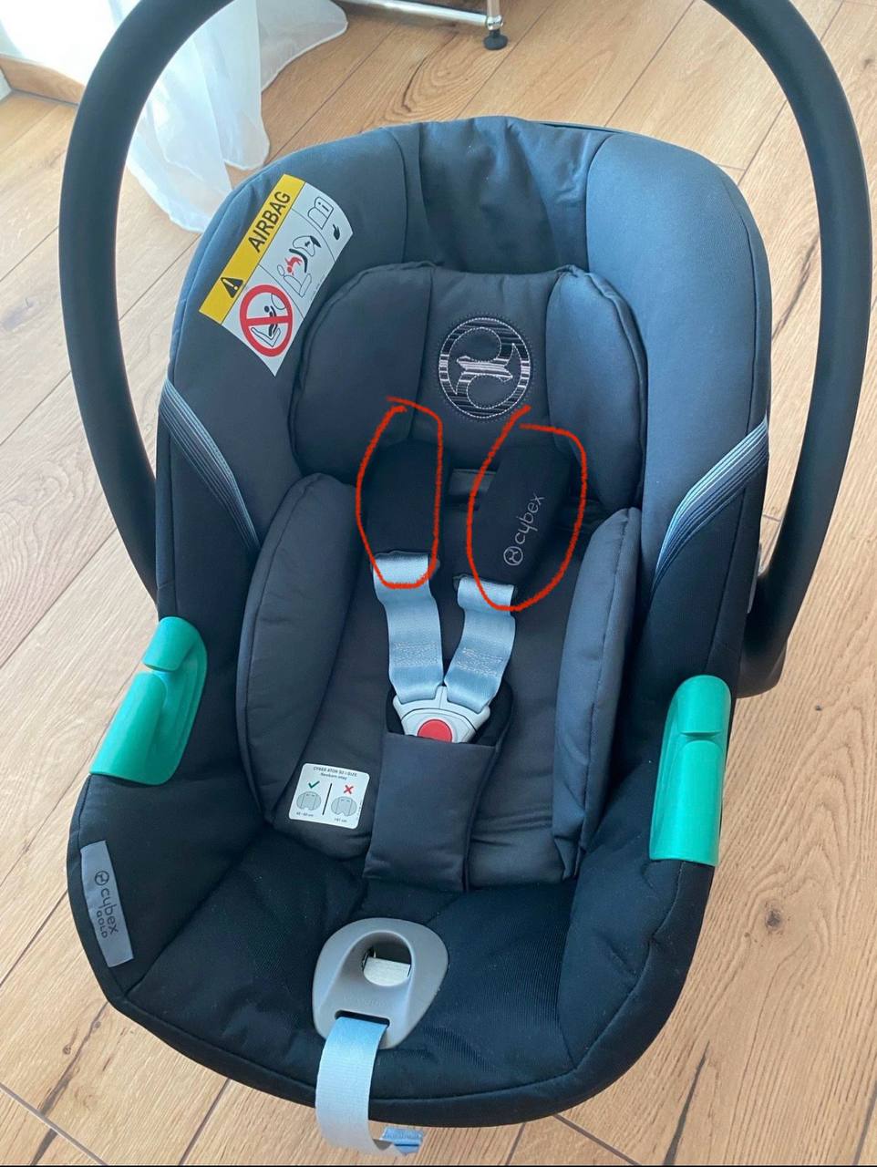 Продается автокресло Cybex Aton S2 i-Size.  
