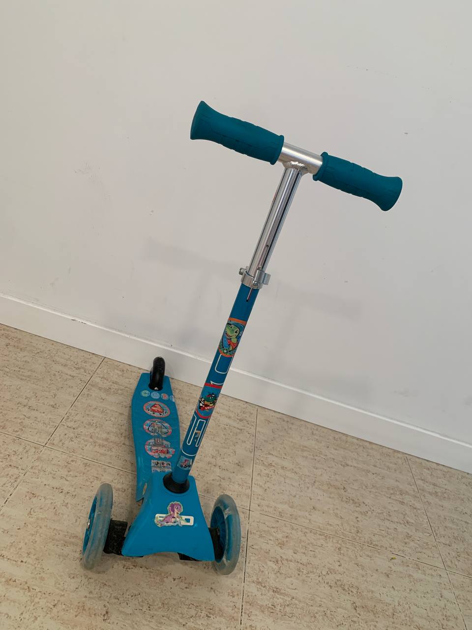 10 € 3