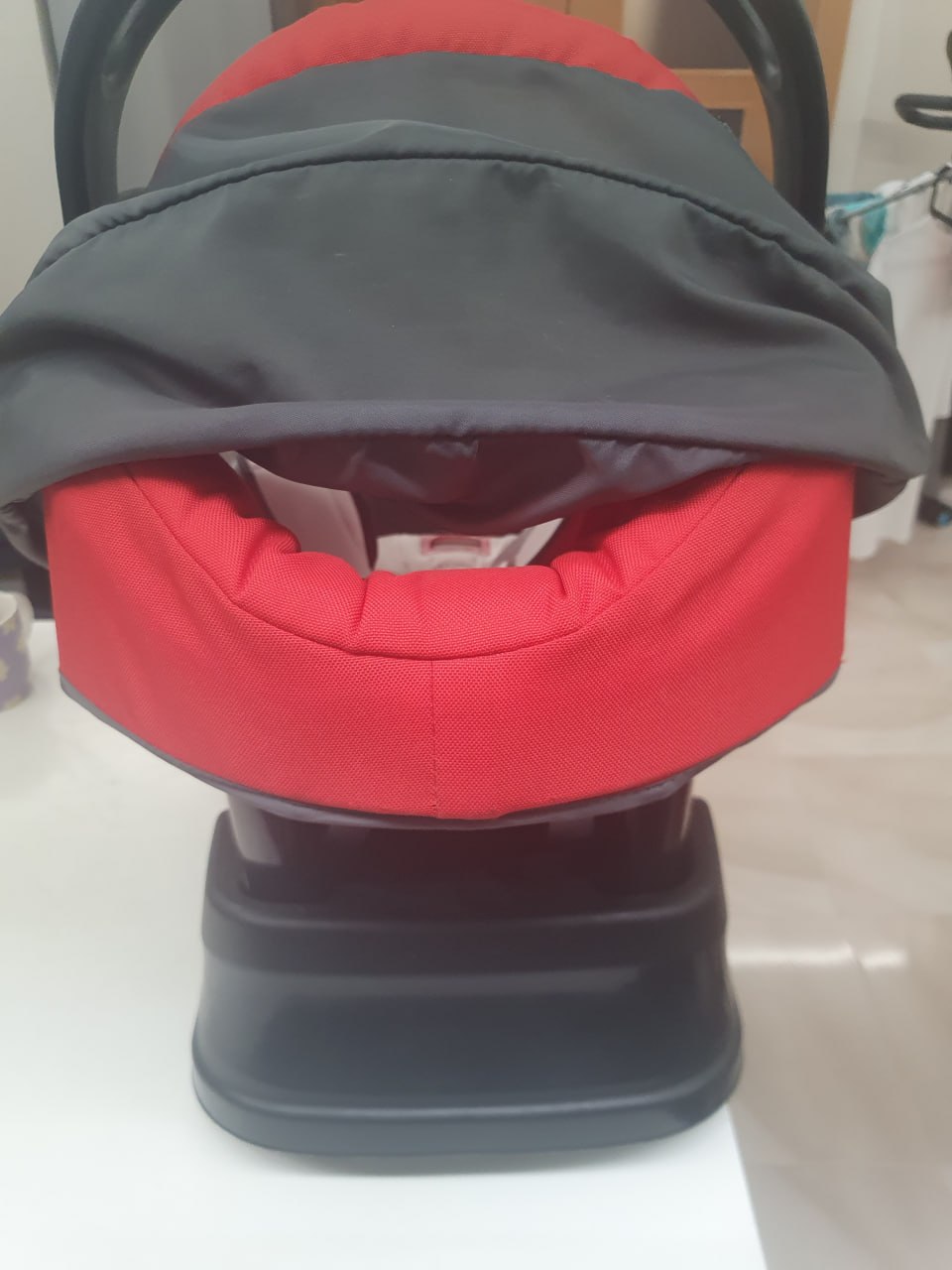 Автокресло-люлька Chicco. Идеальное состояние. 70 евро 9