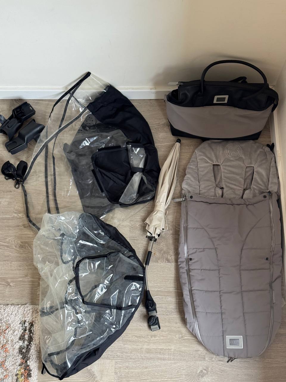 Продам коляску Cybex Priam повний комплект 3
