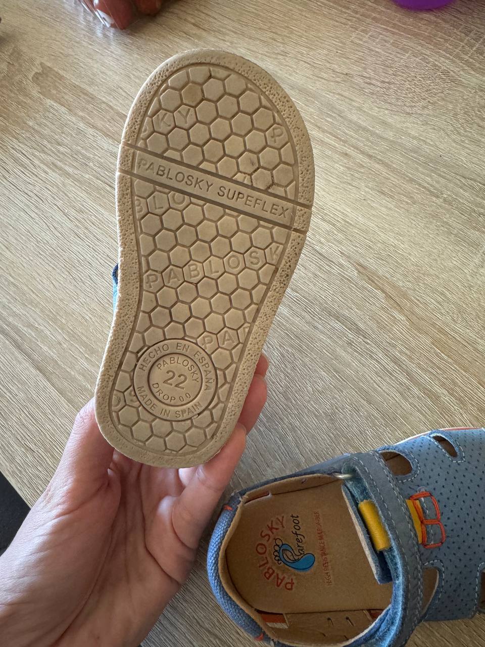 Босоножки Pablosky 8€, размер 22 2