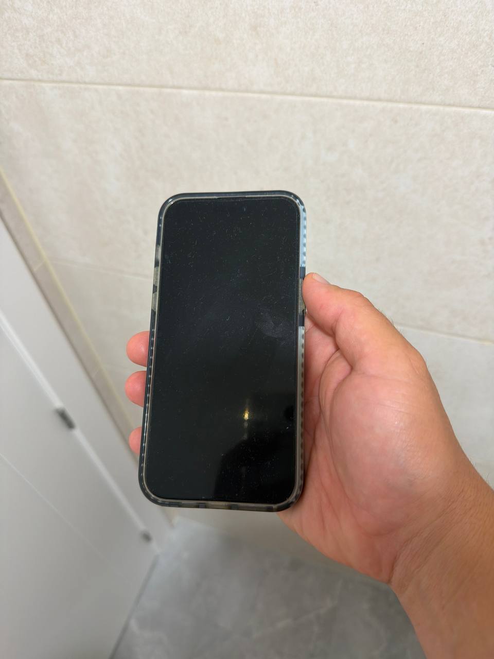 Продаю iPhone 15 Pro Max 256GB, Blue Titanium. Состояние идеальное — всегда был в чехле, царапин нет 2