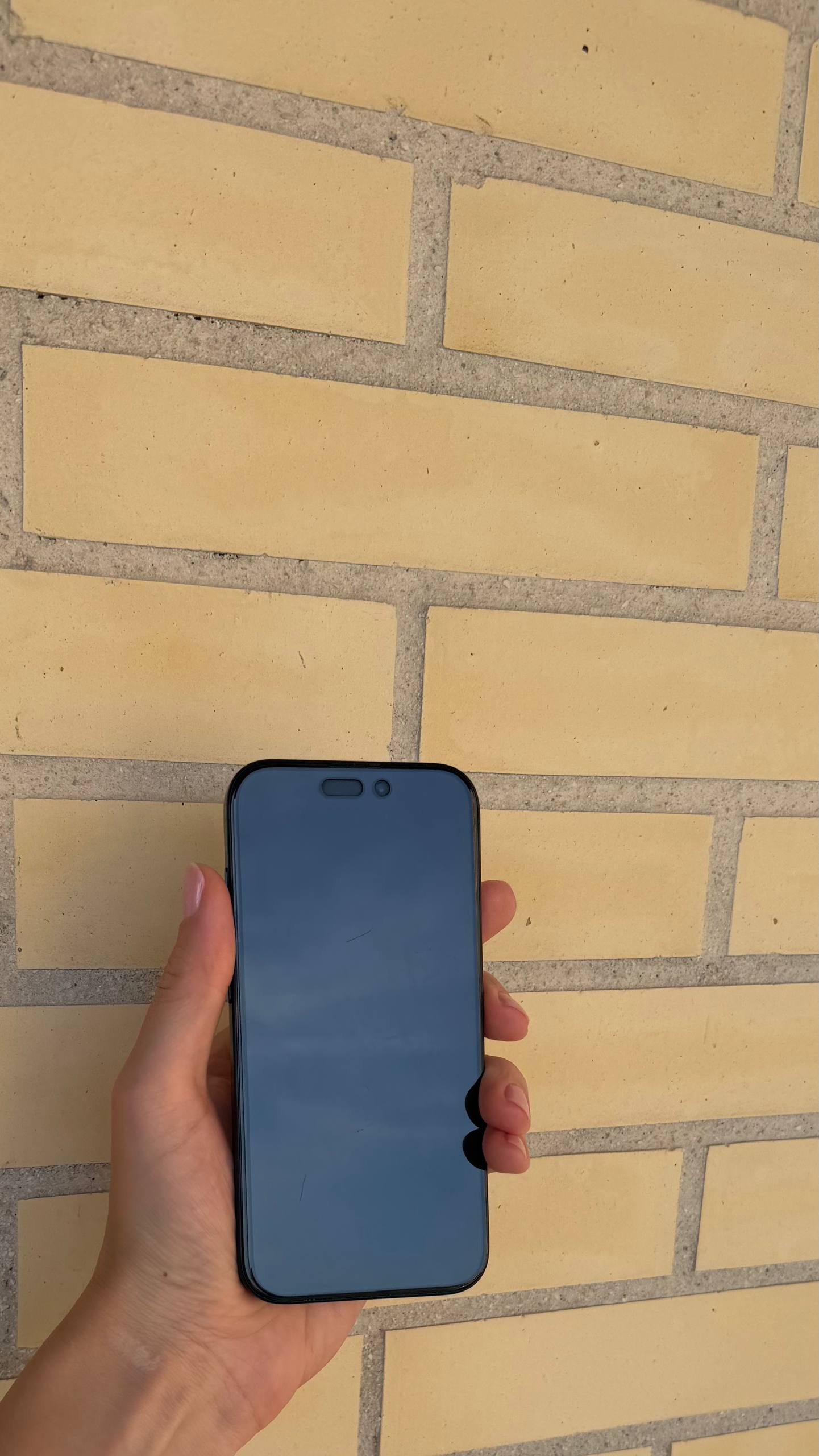 Продам iphone 15 pro 256 gb