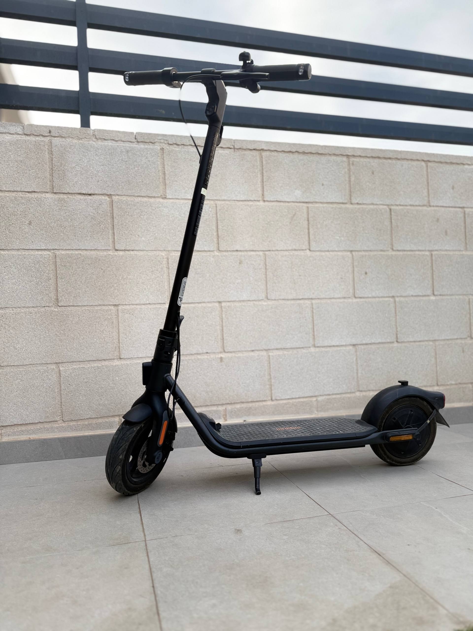Продам электросамокат SEGWAY-NINEBOT F2 2