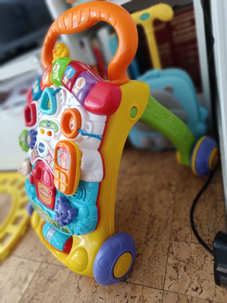 Andador (ходунки) VTECH, в идеальном состоянии. Два режима скорости колес. 15€ 2