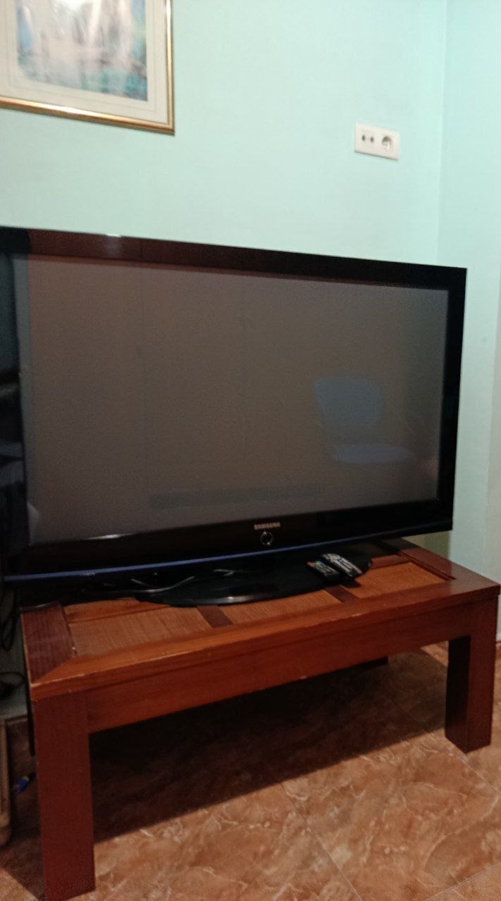 Телевизор Samsung 49” + тумба
