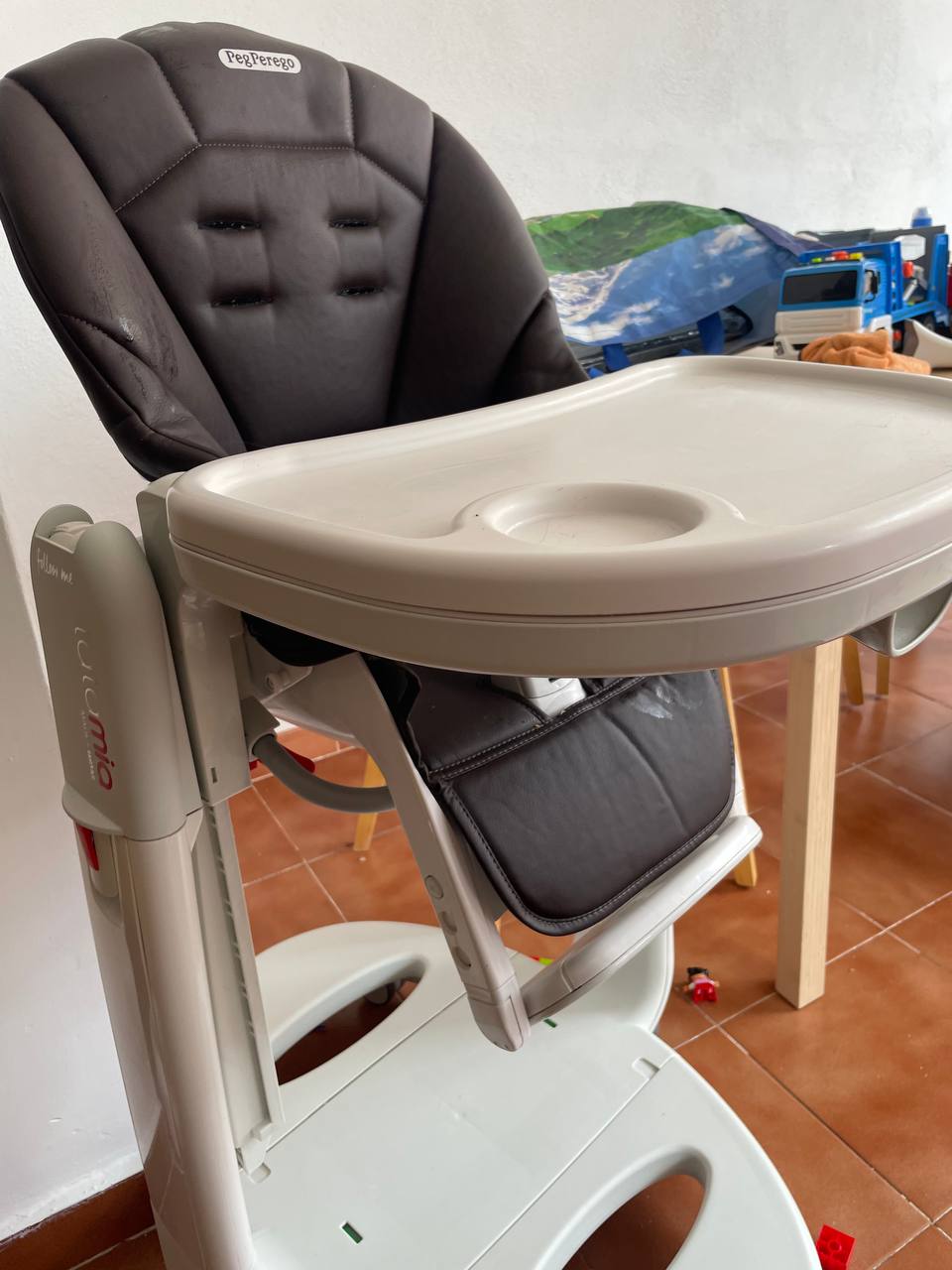 Продам детский стульчик для кормления Peg Perego Tatamia Follow Me !!! 2