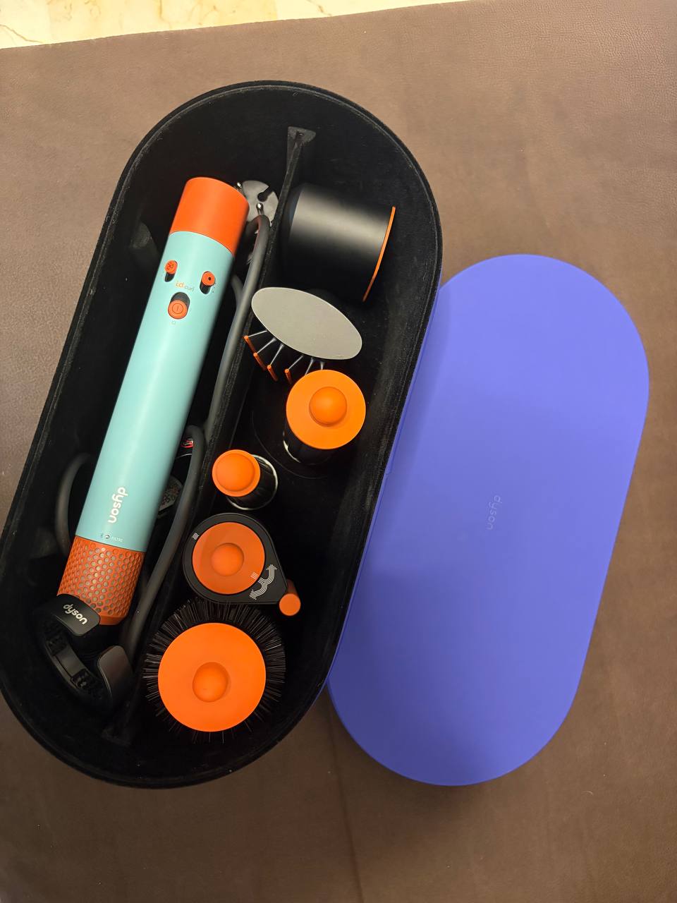 Продам dyson airwrap, в хорошем состоянии, 310€🩵
