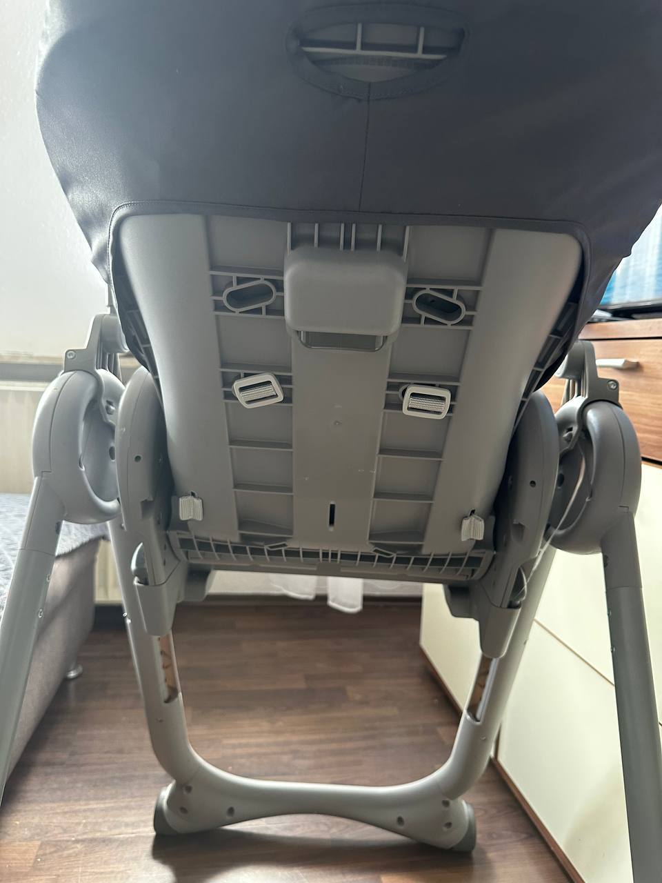 Продаётся стульчик для кормления Chicco Polly Magic Relax Graphite 6