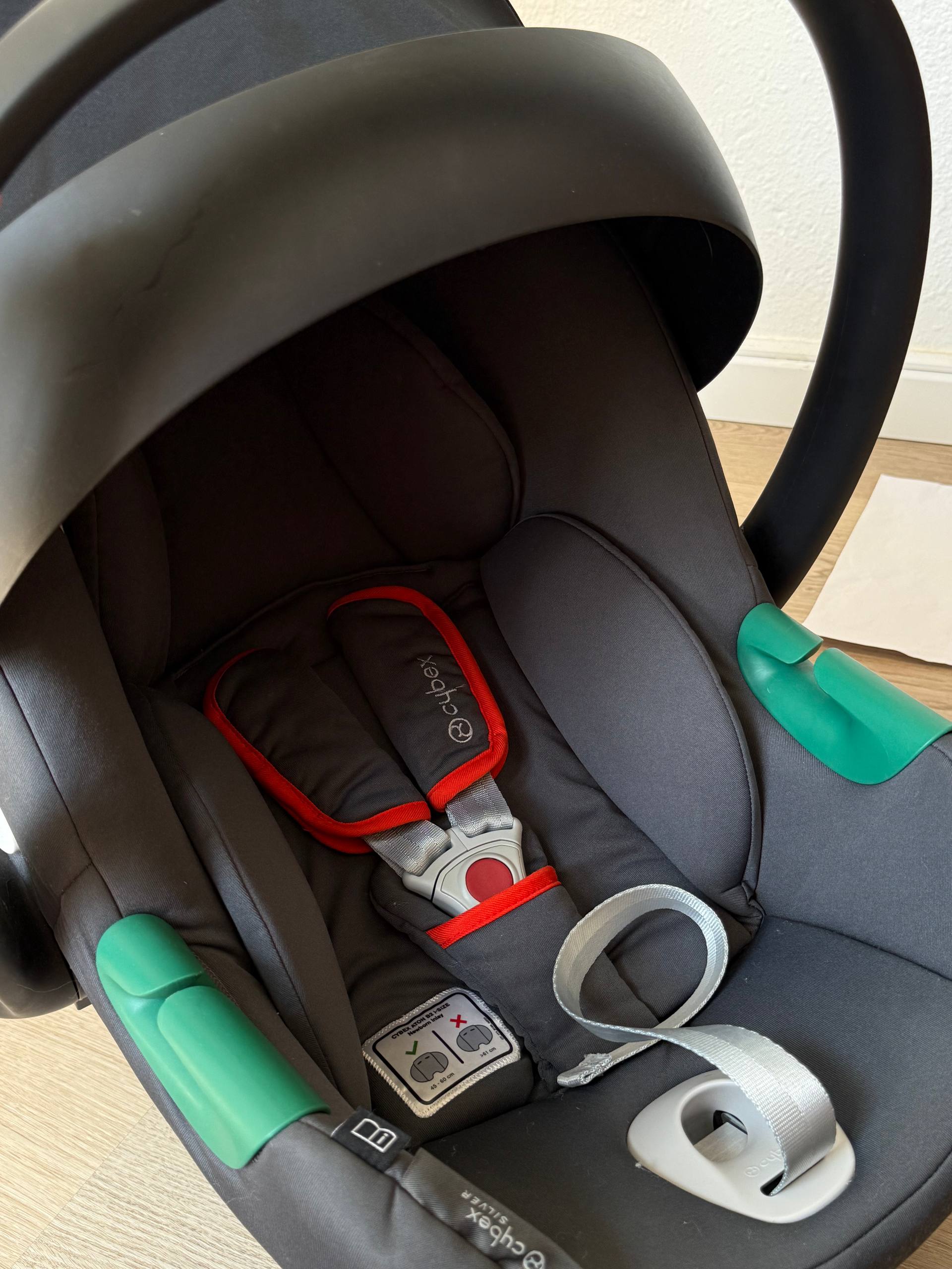 Автолюлька Cybex Aton B2 i-Size