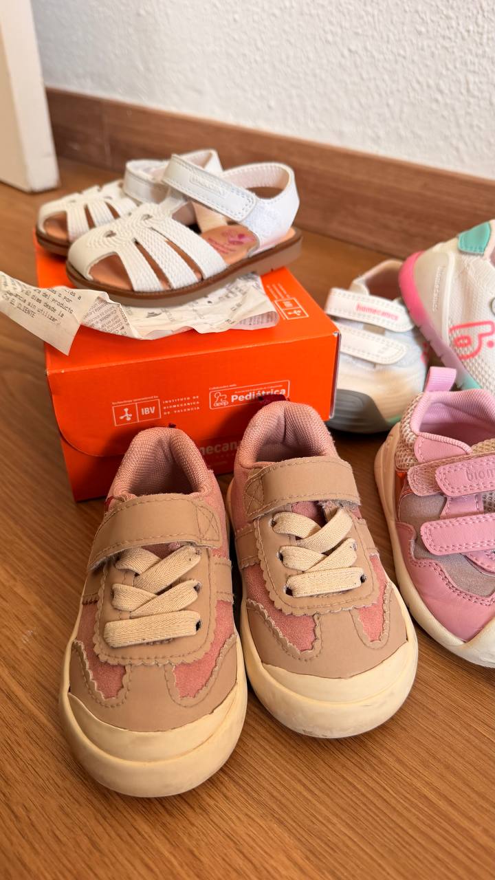 Продам , размер 20 и одни 18/19 3