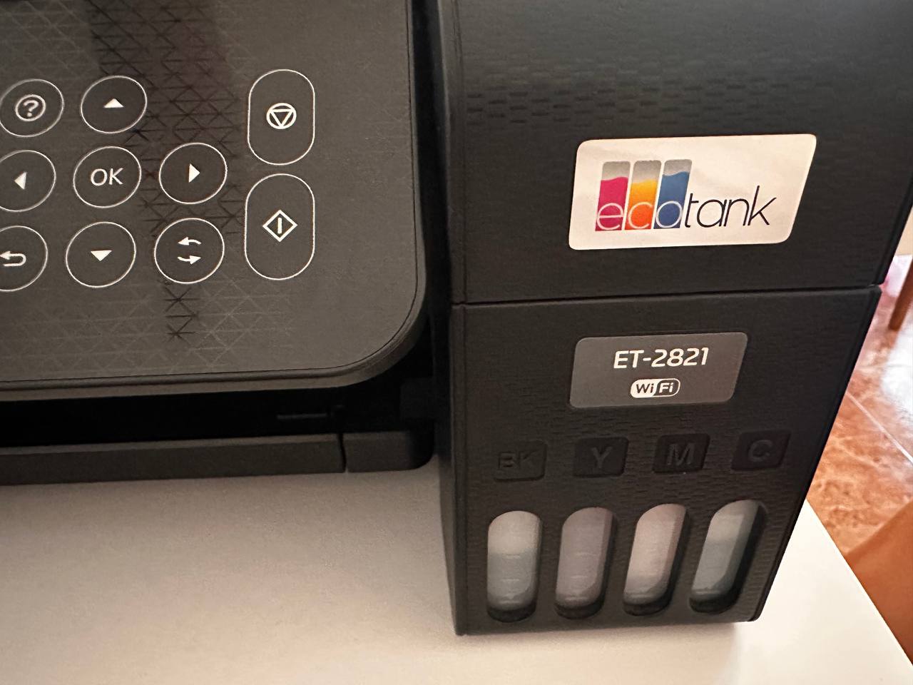Продам Epson EcoTank ET-2821 Wi-Fi.