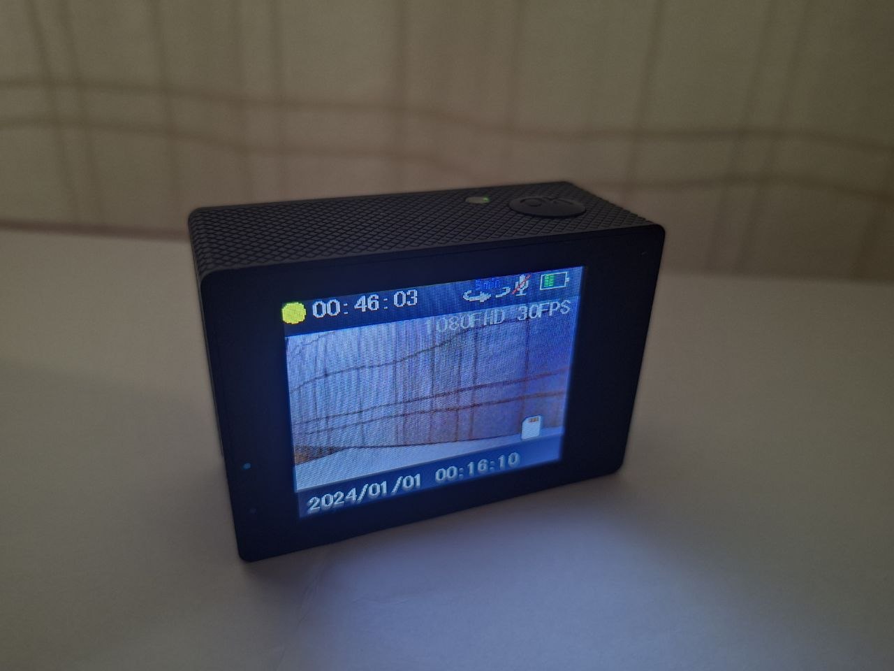 Экшен-камерa 4K WiFi (аналог GoPro) + аквабокс и креплениe — 15 € 3