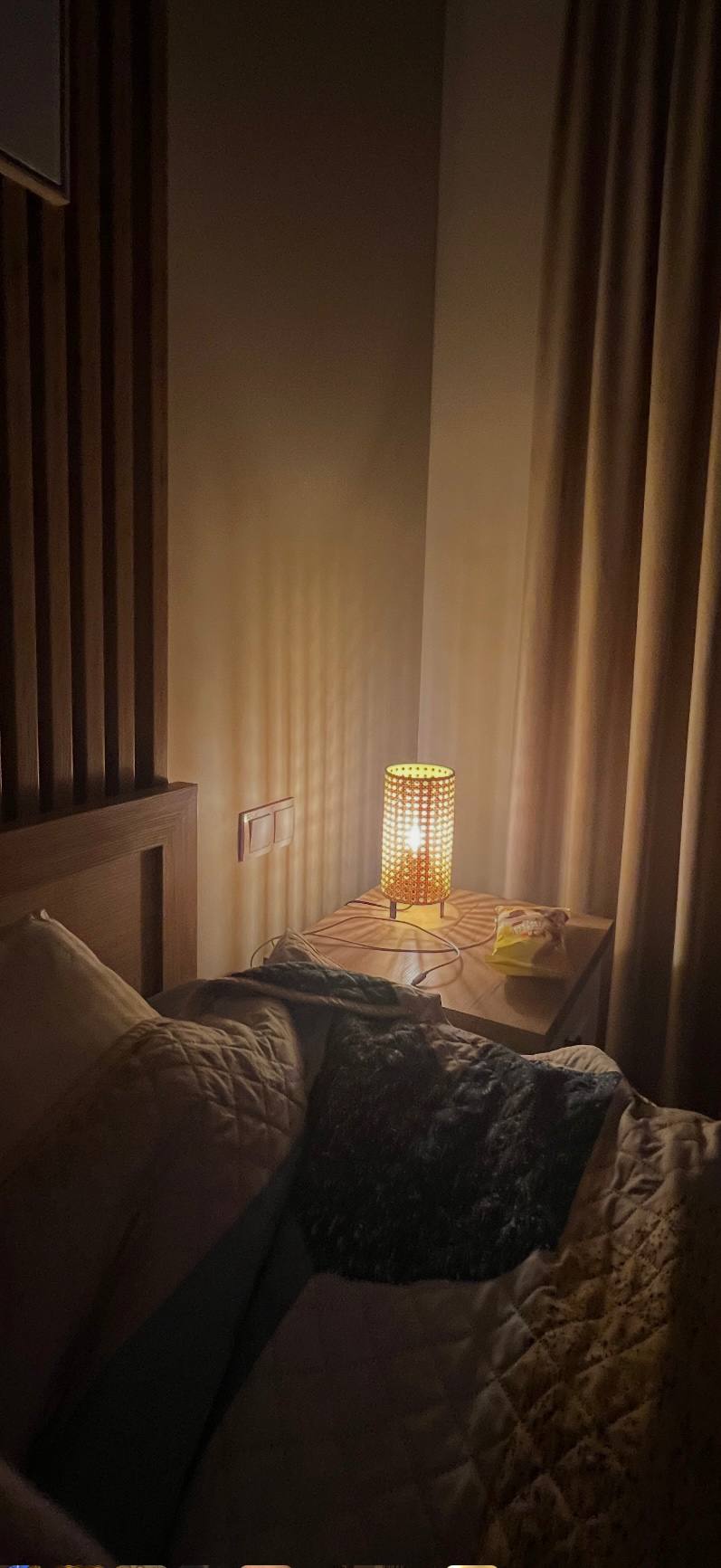 Продам 2 прикроватных  уютных лампы ikea 20€ за две 