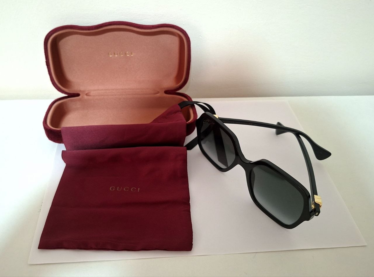 Продаю оригинальные солнцезащитные очки Gucci GG1072S (полный комплект) 170€