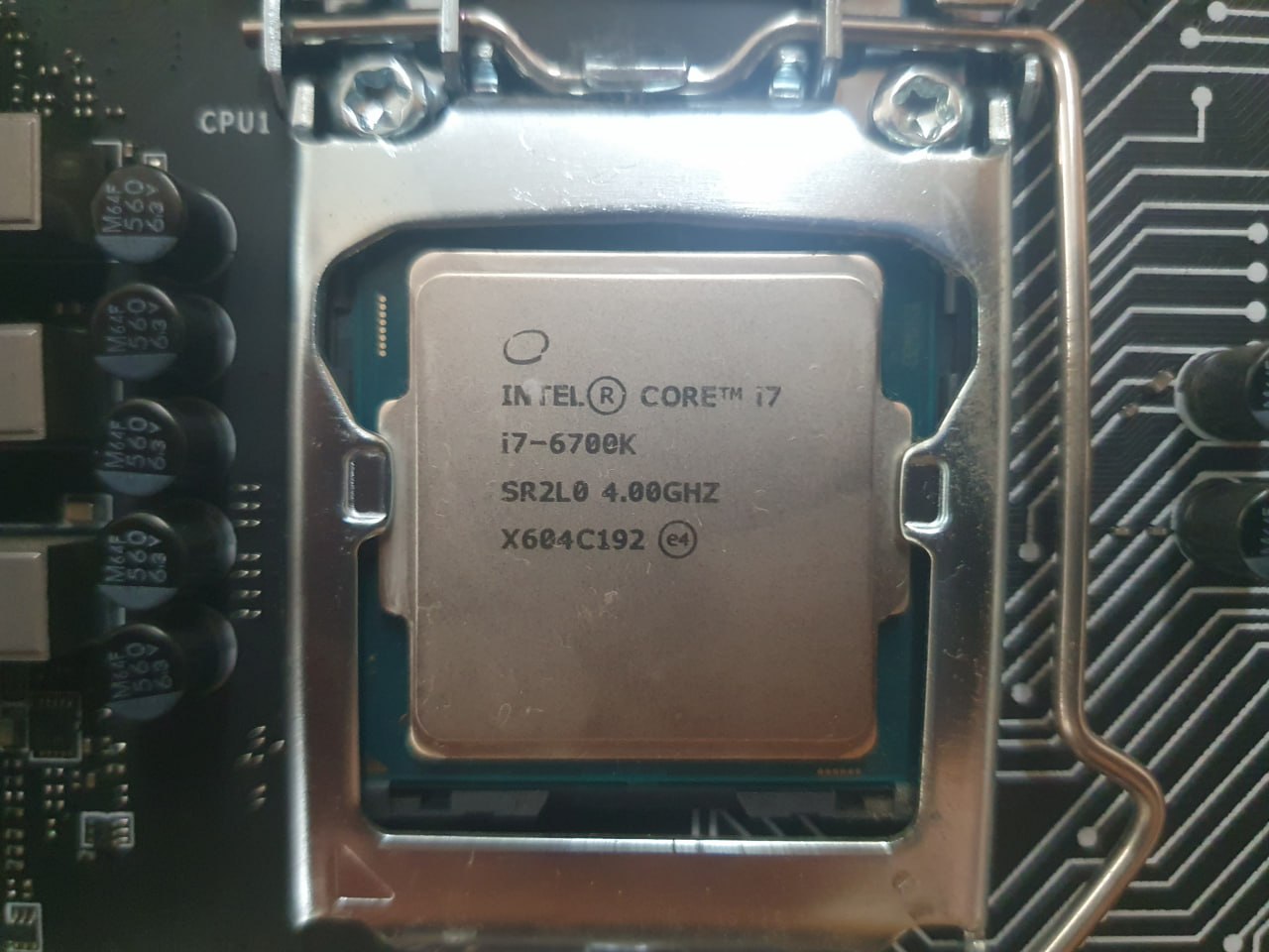 Продам материнскую плату MSI Z170A Gaming Pro Carbon + процессор Intel i7-6700K 4.0 Ghz + Cooler
