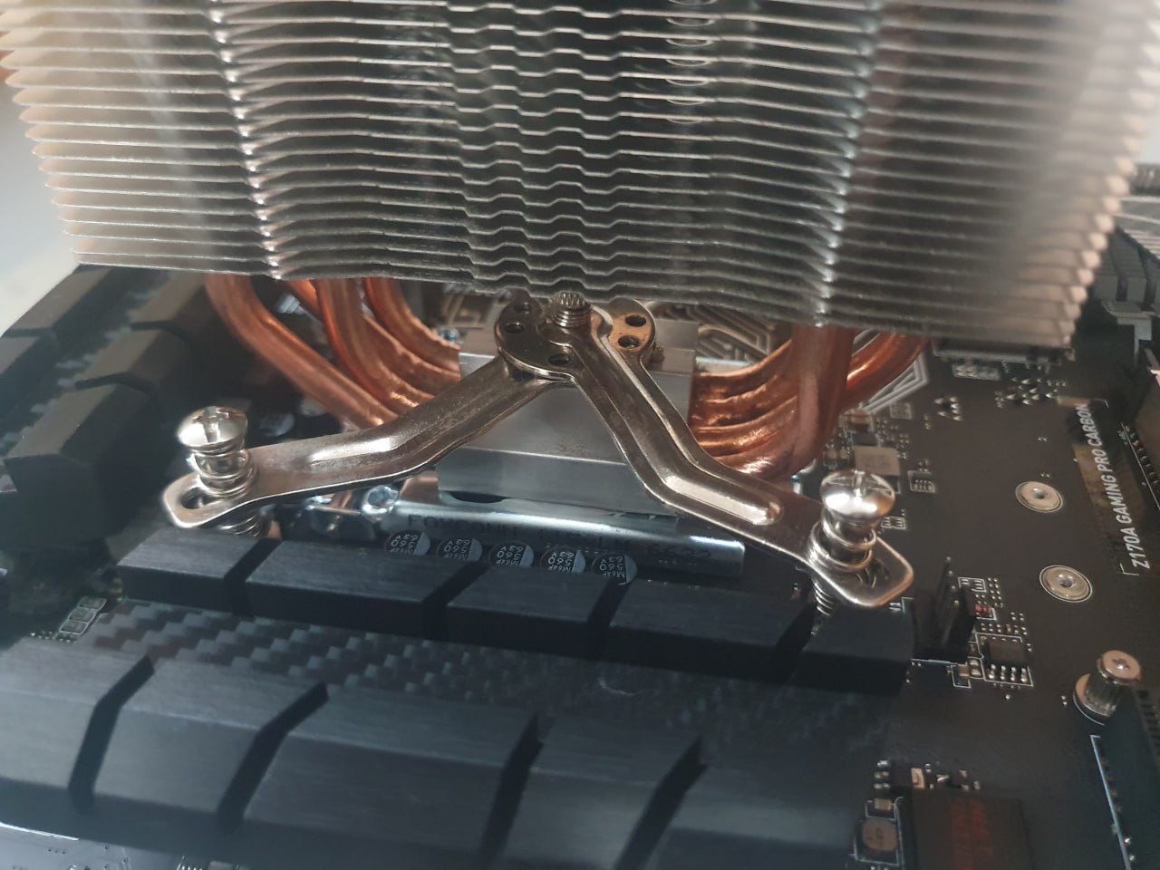 Продам материнскую плату MSI Z170A Gaming Pro Carbon + процессор Intel i7-6700K 4.0 Ghz + Cooler 4