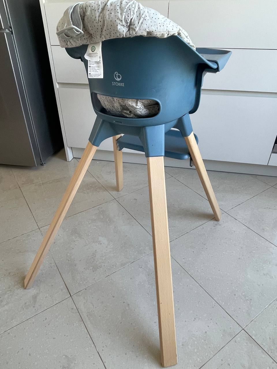 Продам стульчик для кормления Stokke Click 2