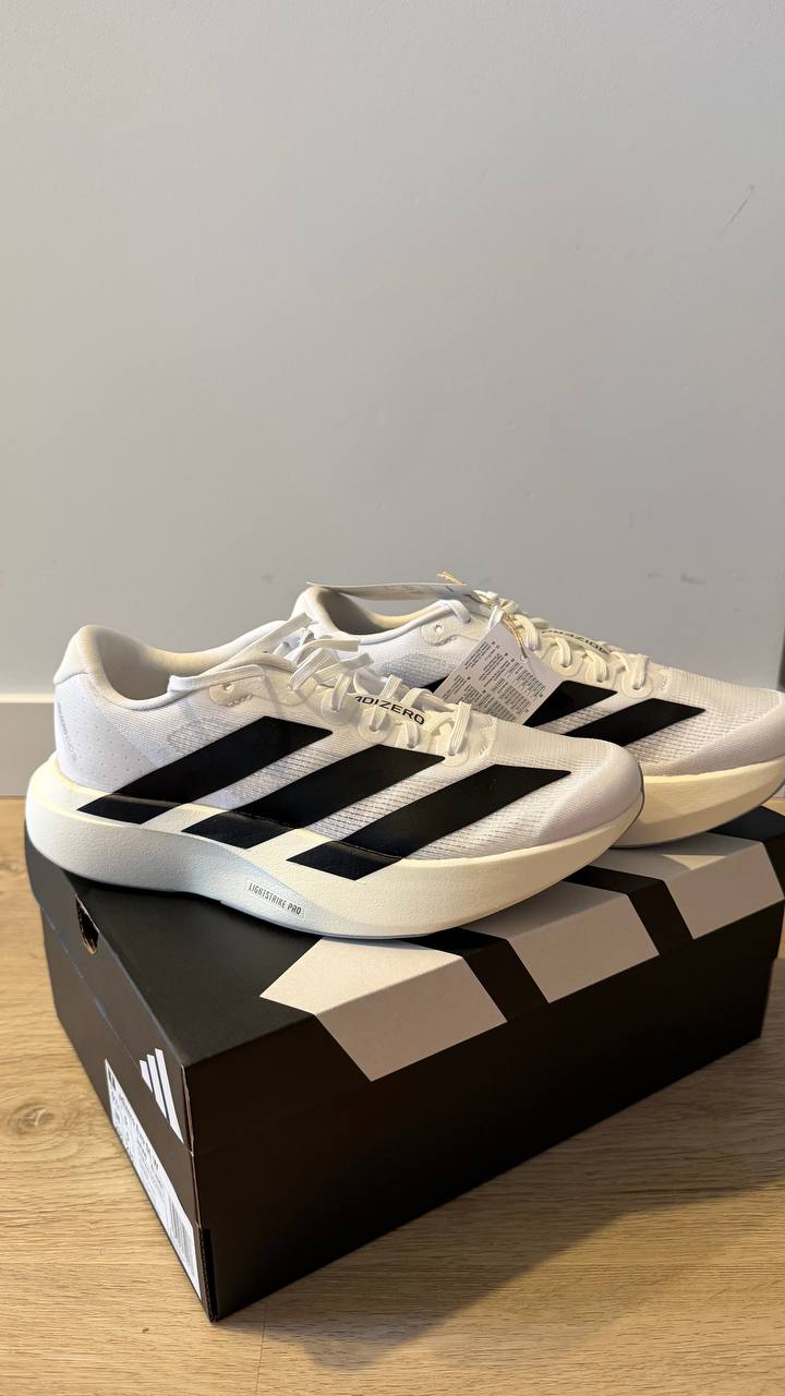 Продам Адидас adizero кроссовки 38 размер одевались пару раз 75€ 