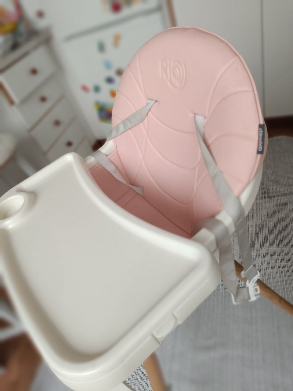 Стул для кормления, 2 в 1. В отличном состоянии. Аликанте, район Carolinas Altas. 20€ 2