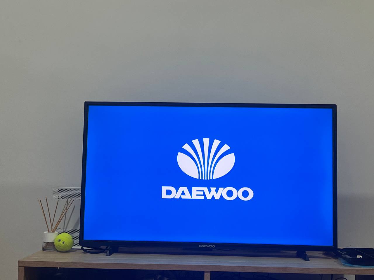 Продам телевизор Daewoo: