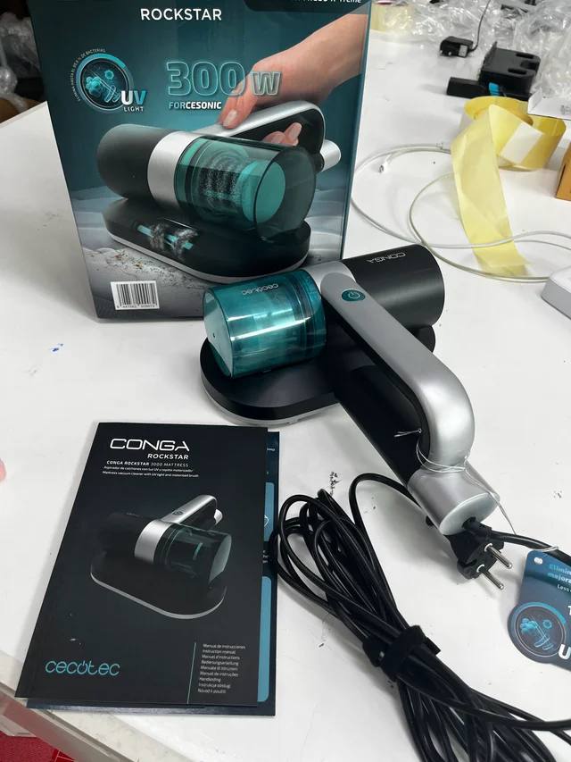 Cecotec Conga Rockstar 300W UV Aspirador Colchones, как новый пару раз пользовался, цена 25 евро