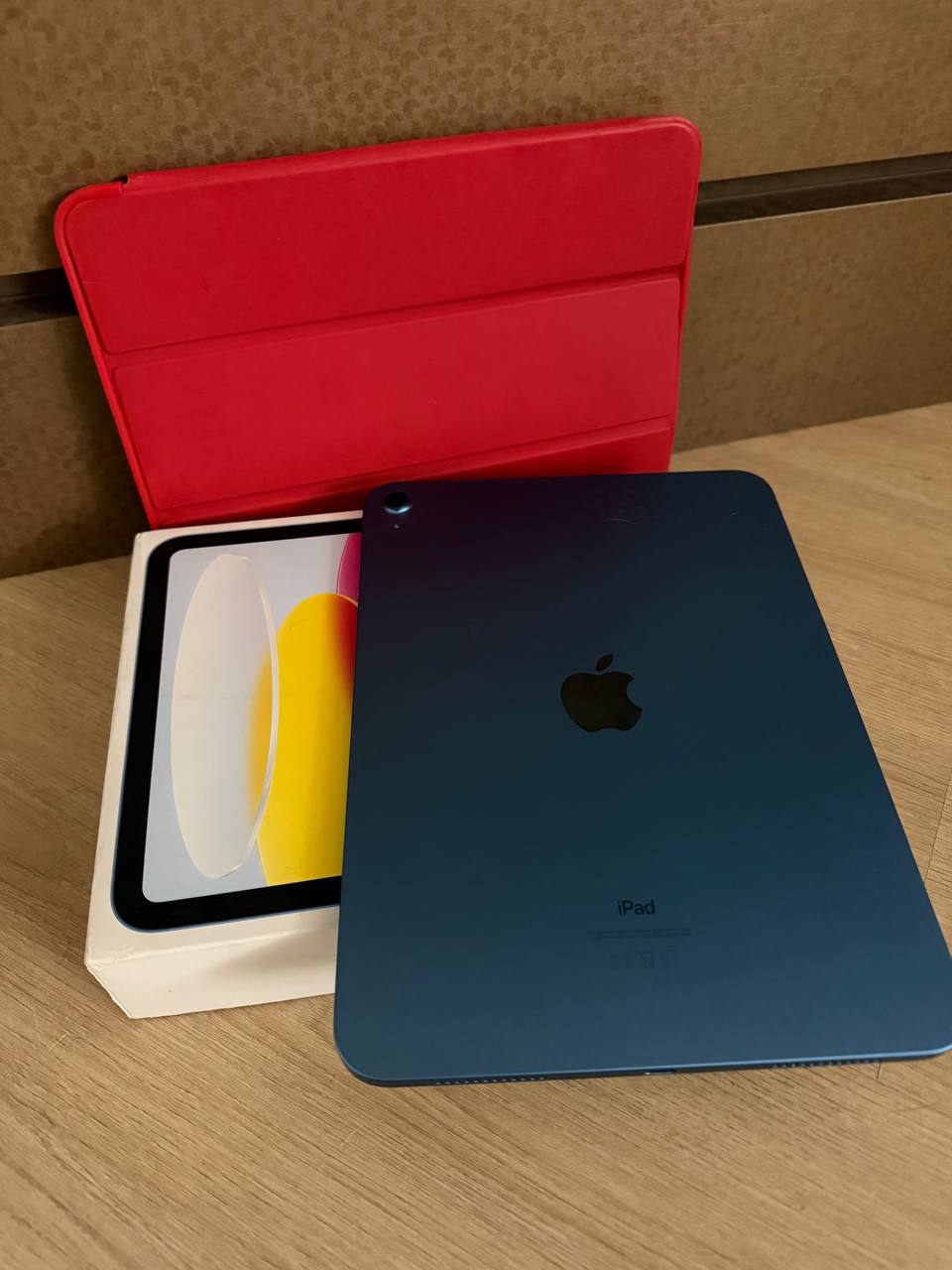 Продается IPad 10, 256 GB. Состояние нового, носился в чехле и с защитным стеклом. Почти не пользова 3
