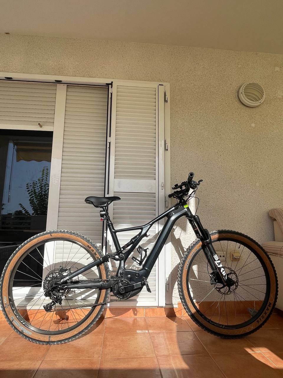 Specialized Turbo Levo Comp 2020 — размер L