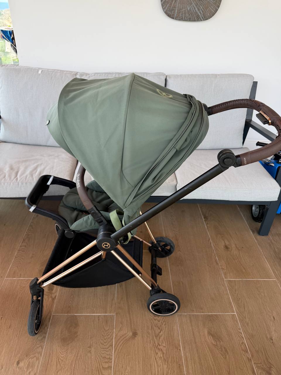 Cybex mios, есть потертости и нужно перетянуть ручку, отдам за 150 евро 3