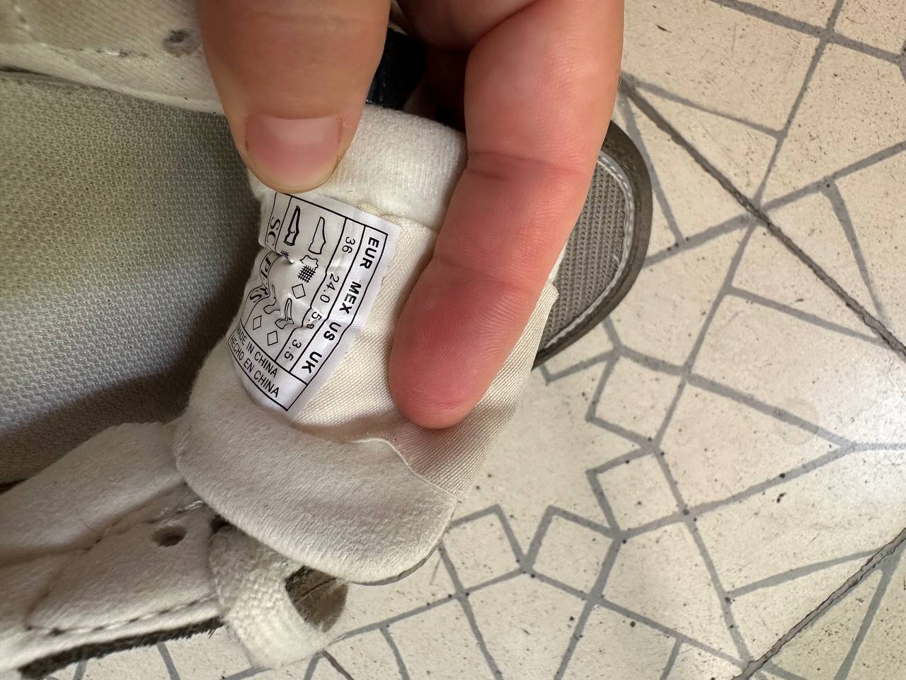 Кроссовки на ребенка Scalpers, 36 размер. 5 евро 2