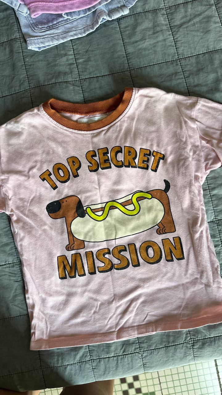 Пакет одежды на девочку 2-3 года. Zara, Gap. На ярлыках печати с именем. Где-то есть пятнышки, ниточ 2