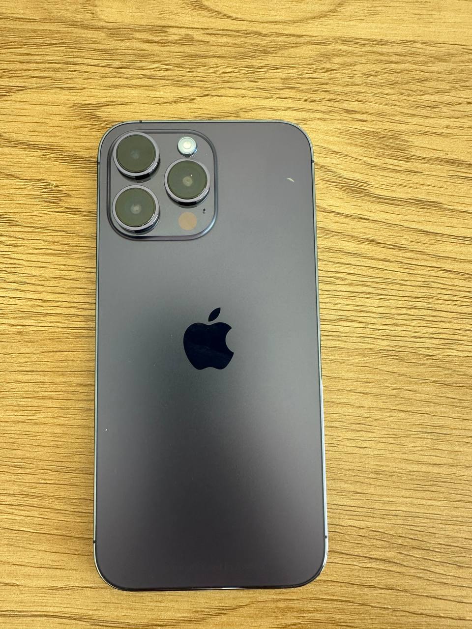 📱 iPhone 14 Pro Max, 256 ГБ, цвет тёмно-фиолетовый. 500€ 2