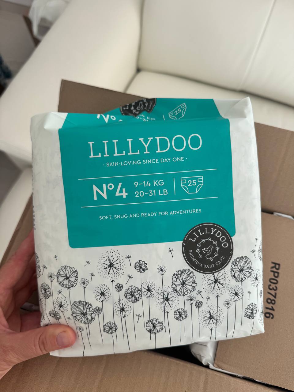 Продам 6 пачек (закрытых) памперсов lillydo. Размер 4. Итого 150 штук. 