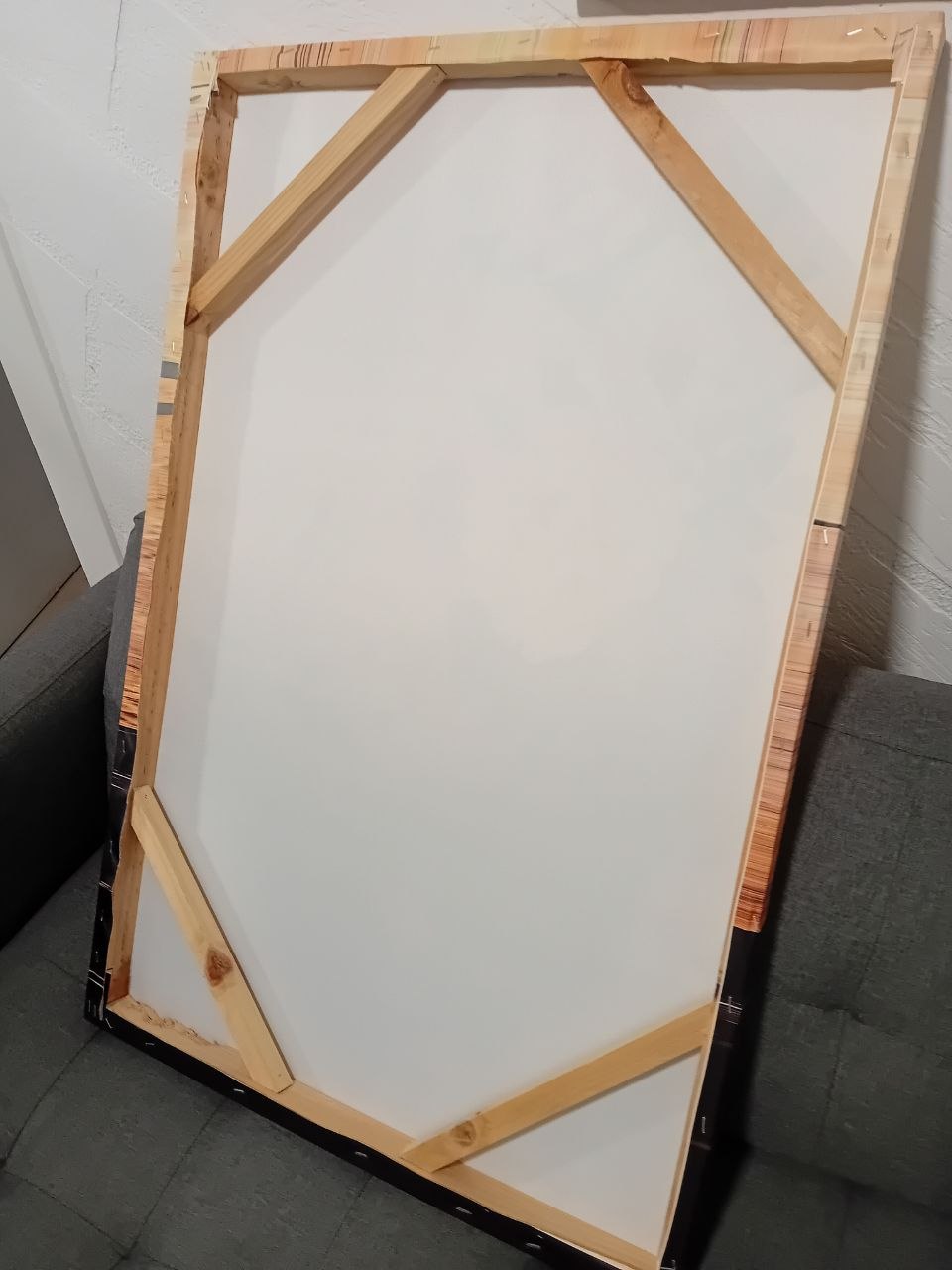 93×60см .Новое .Не подошло по размеру. 10€.Аликанте 2